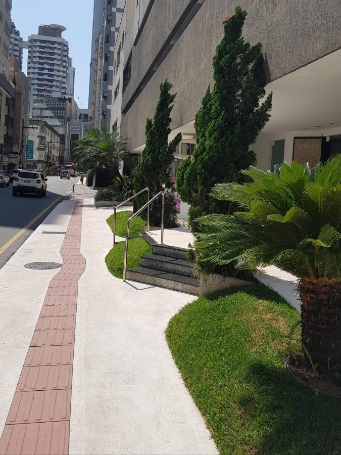 Apto Centro 200 Mts Atlantico Shopping E Praia Balneário Camboriú Exterior foto